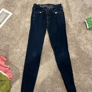 Women’s dark skinny jean. No holes